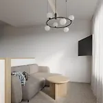 & Ξενοδοχείο 4*