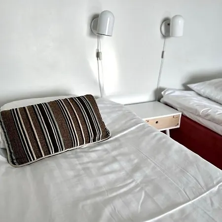Hotel &