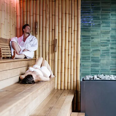 & Hotel