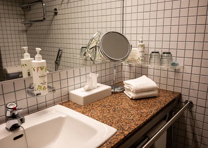 & إلكالينين